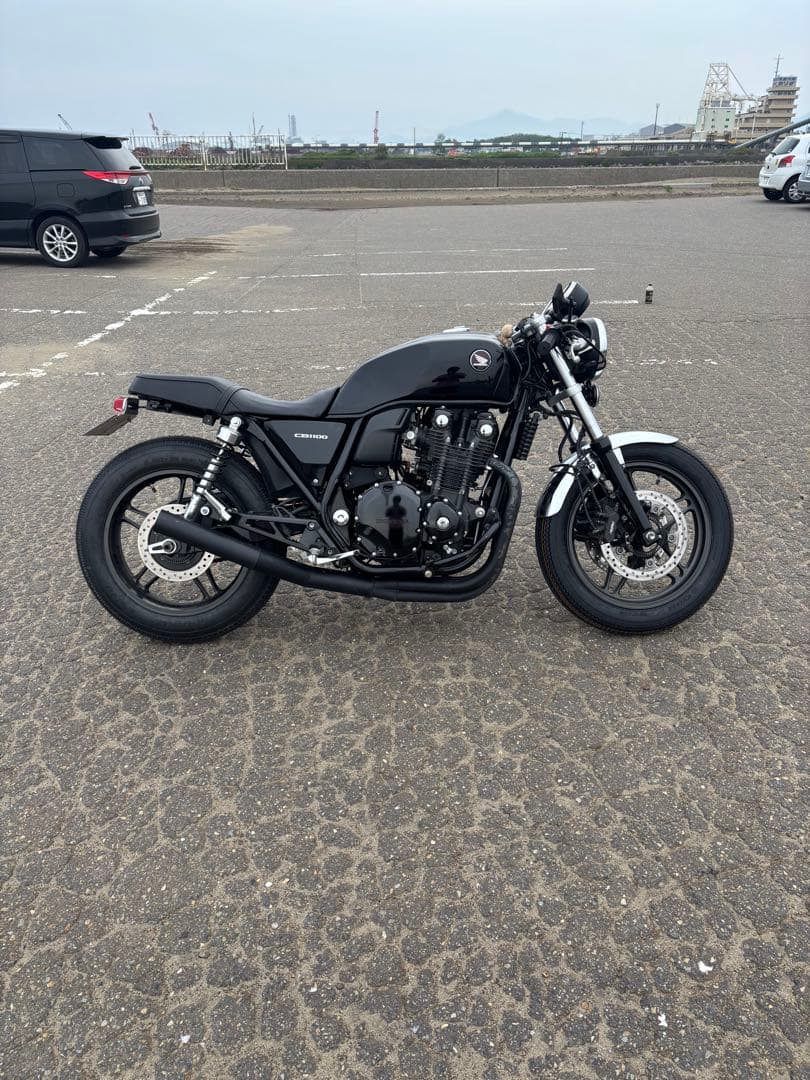 ヴィンテージタイヤ　18インチ　バリ溝！