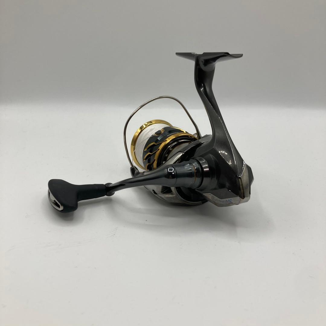 SHIMANO 20ツインパワー C3000XG スピニングリール