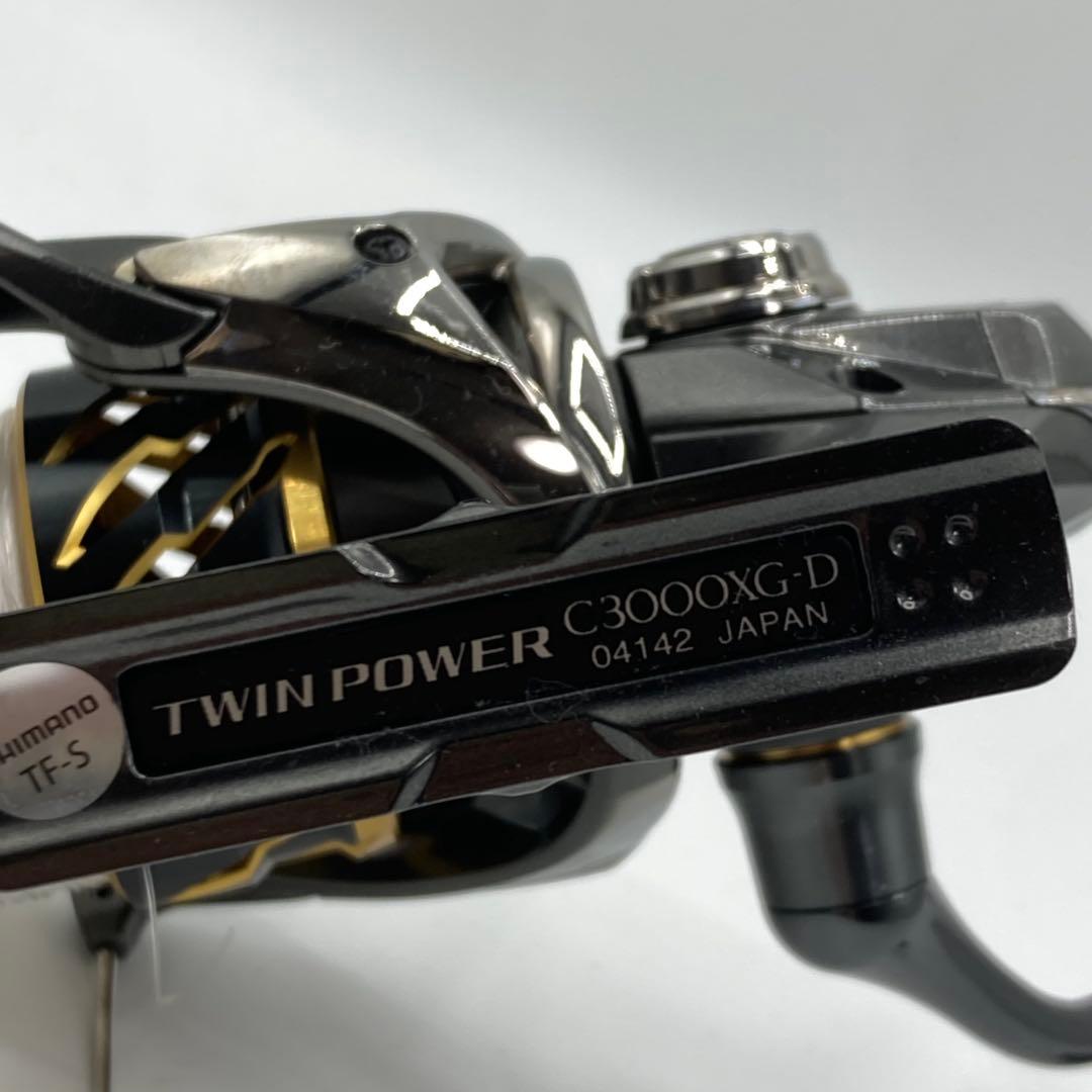 SHIMANO 20ツインパワー C3000XG スピニングリール