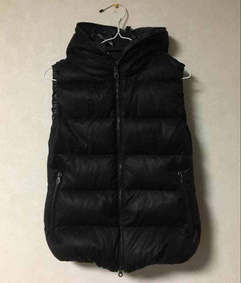 DUVETICA ダウンベストFEBEDUE