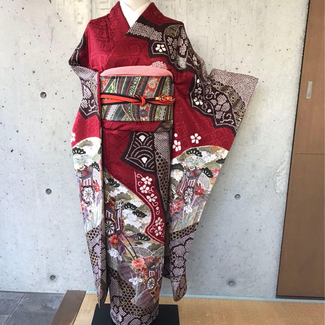 正絹　上質な振袖　絞りに金箔　松御所車桜菊