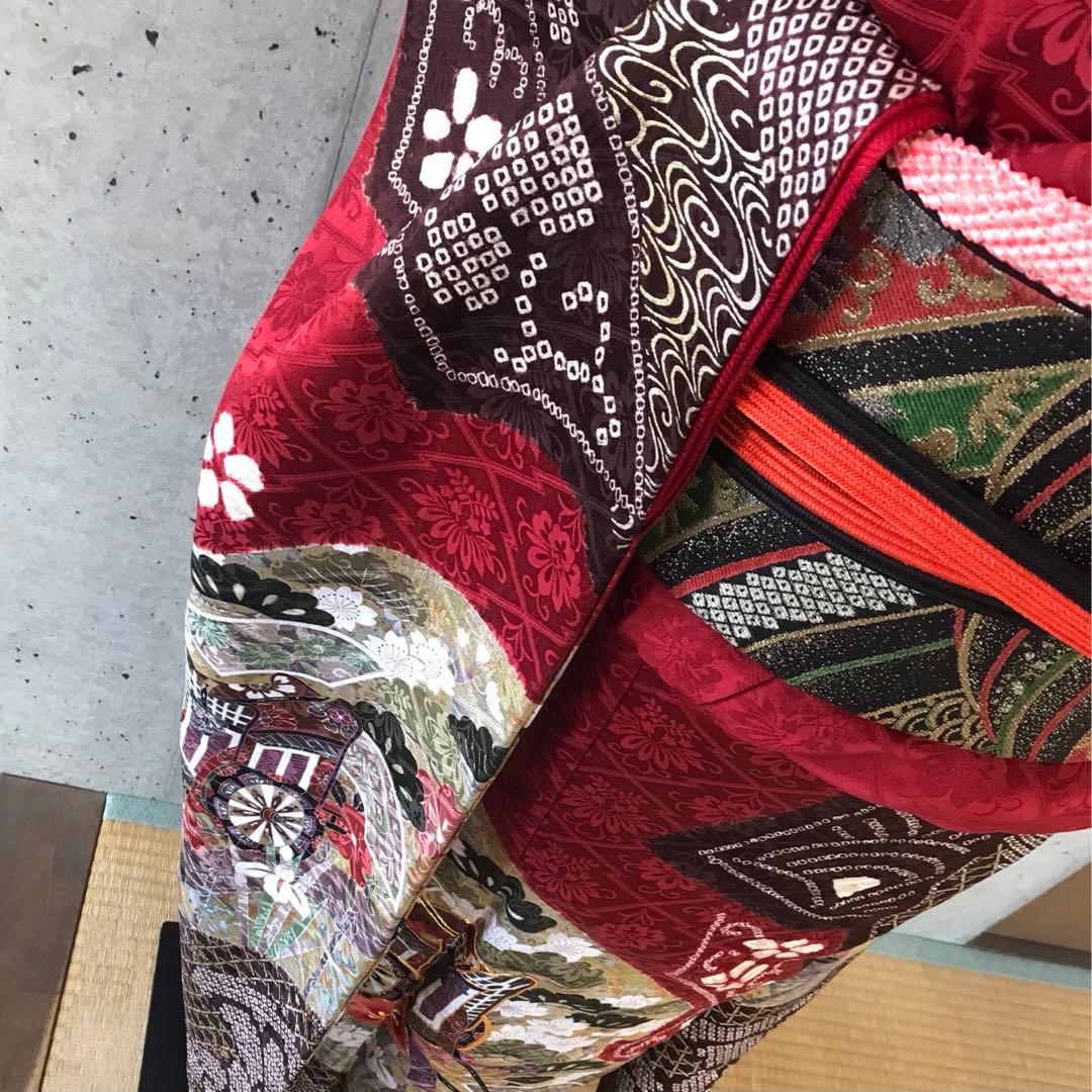 正絹　上質な振袖　絞りに金箔　松御所車桜菊