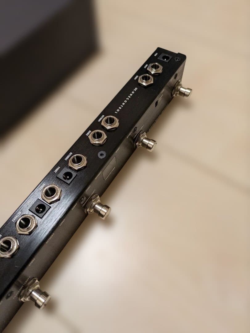 One Control Agamidae Tail Loop スイッチャー