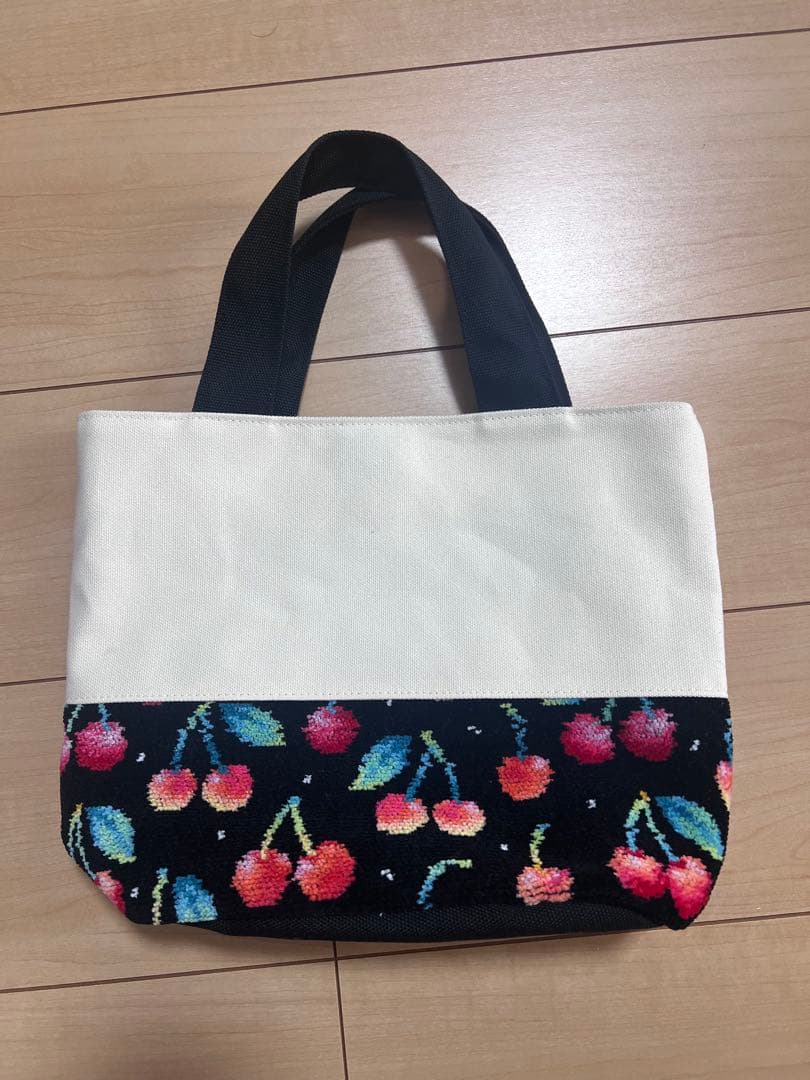 LOVERARY BY FEILER チェリードット トートバッグ