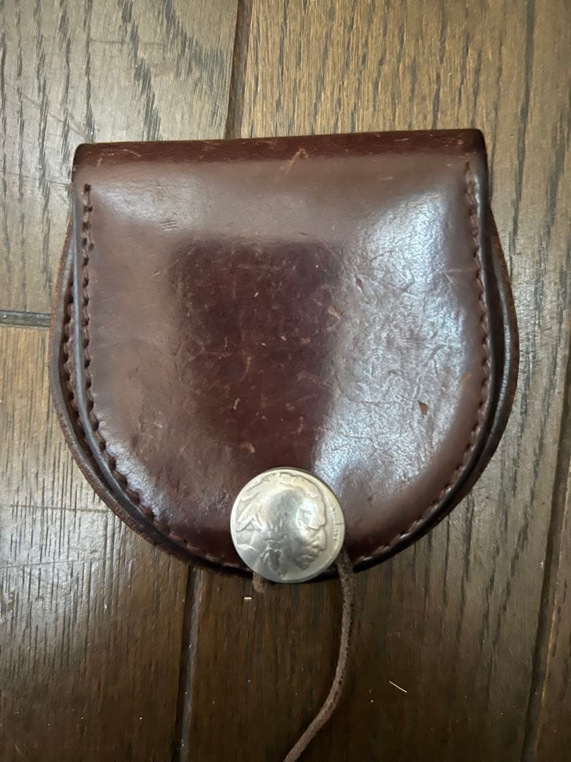 ゴローズ　財布　小銭入れ　丸型ケース