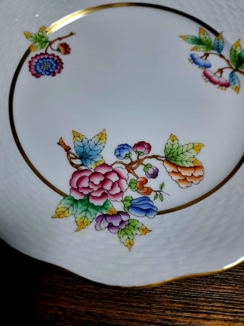 新品　Herend　ヴィクトリアゴールド　プレート