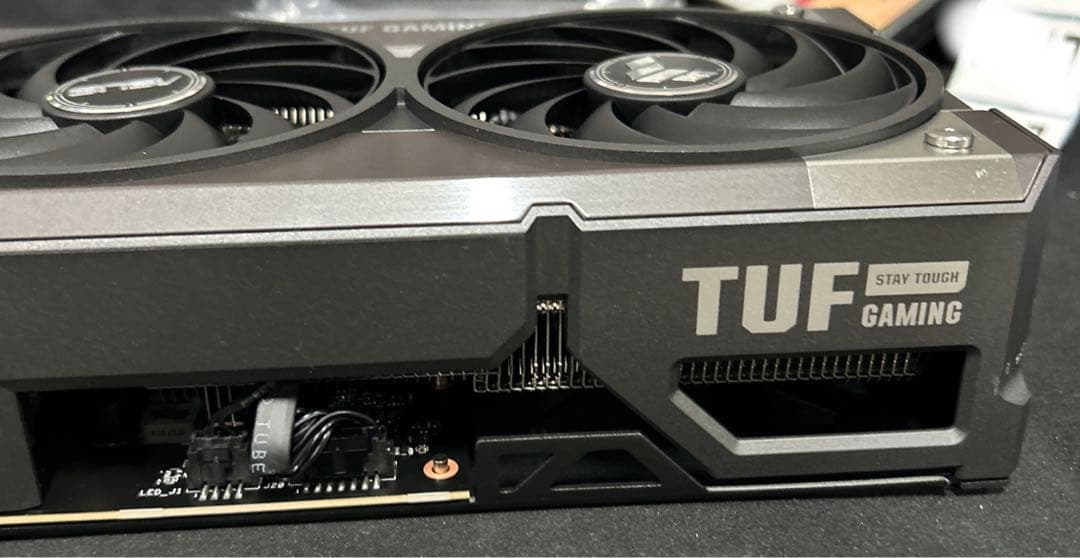 グラフィックボード・グラボ・ビデオカード ASUS TUF GAMING GeForce RTX 5070 Ti