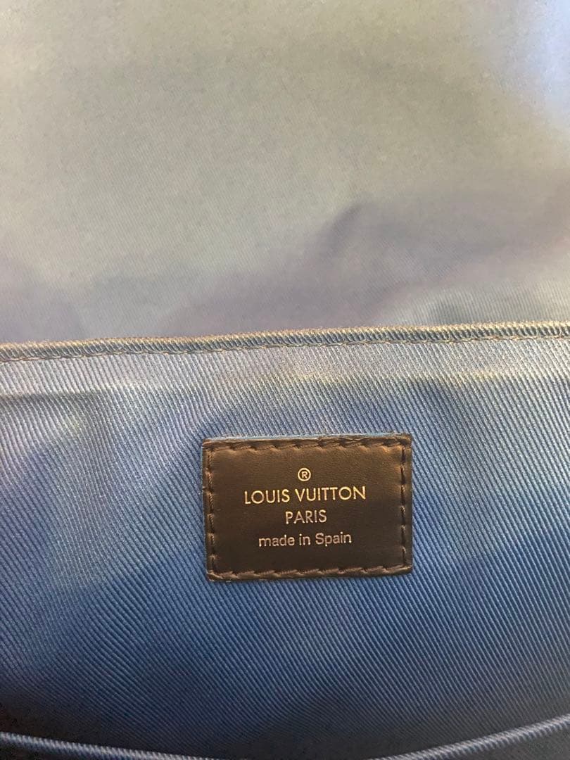 ルイ・ヴィトン Louis Vuitton ディストリクト PM