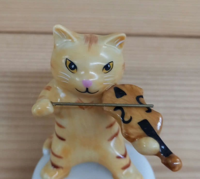 マンハッタナーズ　音楽隊　置物　ハープ　バイオリン　フルート　3匹　Aセット