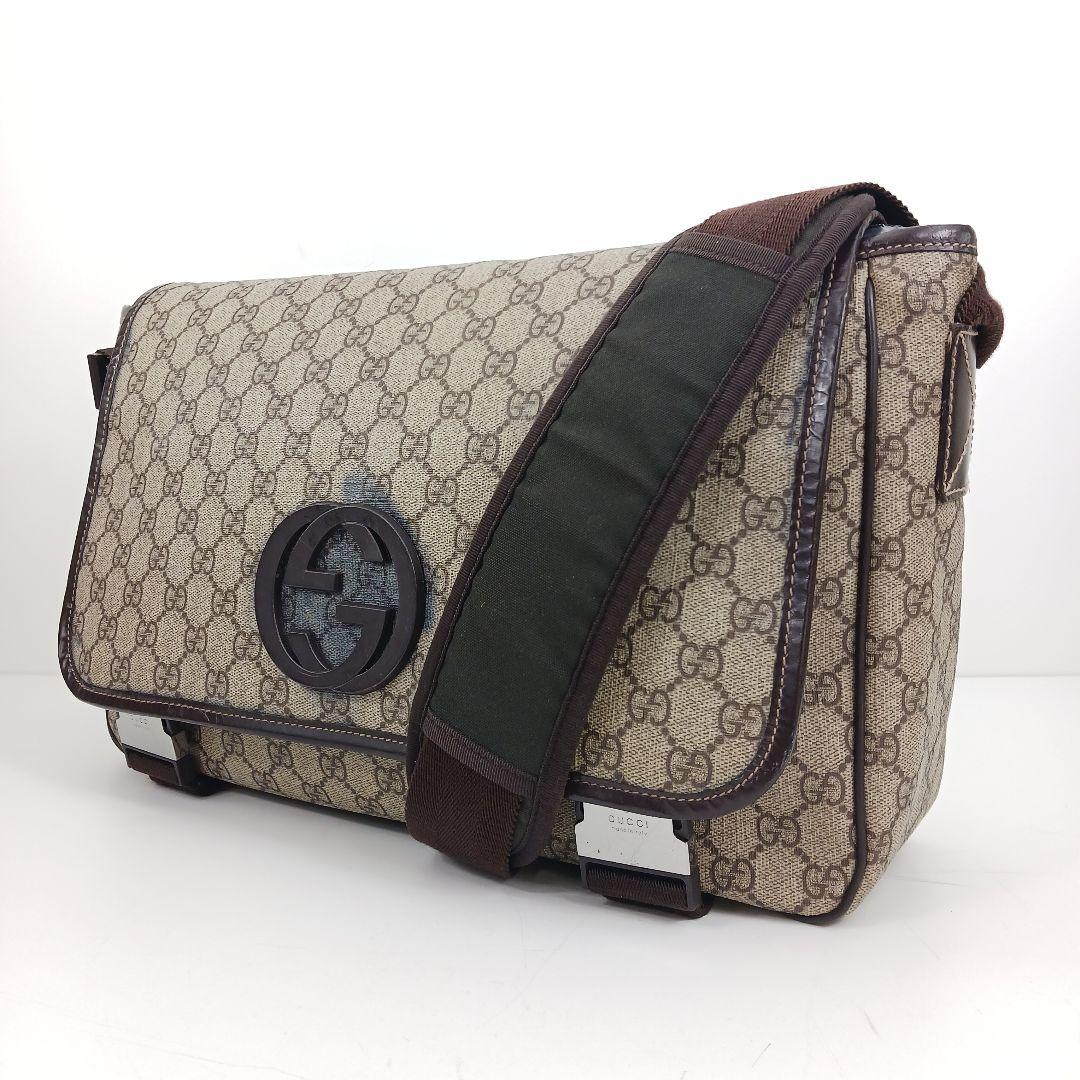 ✨人気デザイン✨GUCCI　GG スプリーム　メッセンジャーバック　PVC