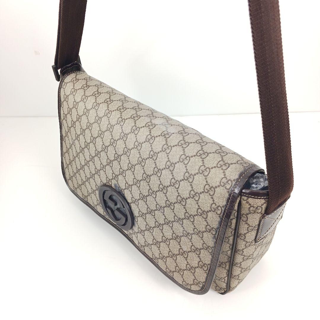 ✨人気デザイン✨GUCCI　GG スプリーム　メッセンジャーバック　PVC