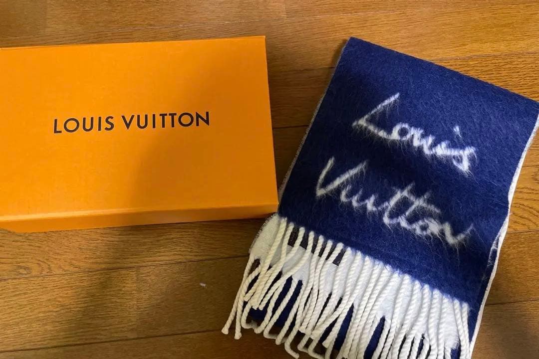 Louis Vuitton ネイビー マフラー 箱付き