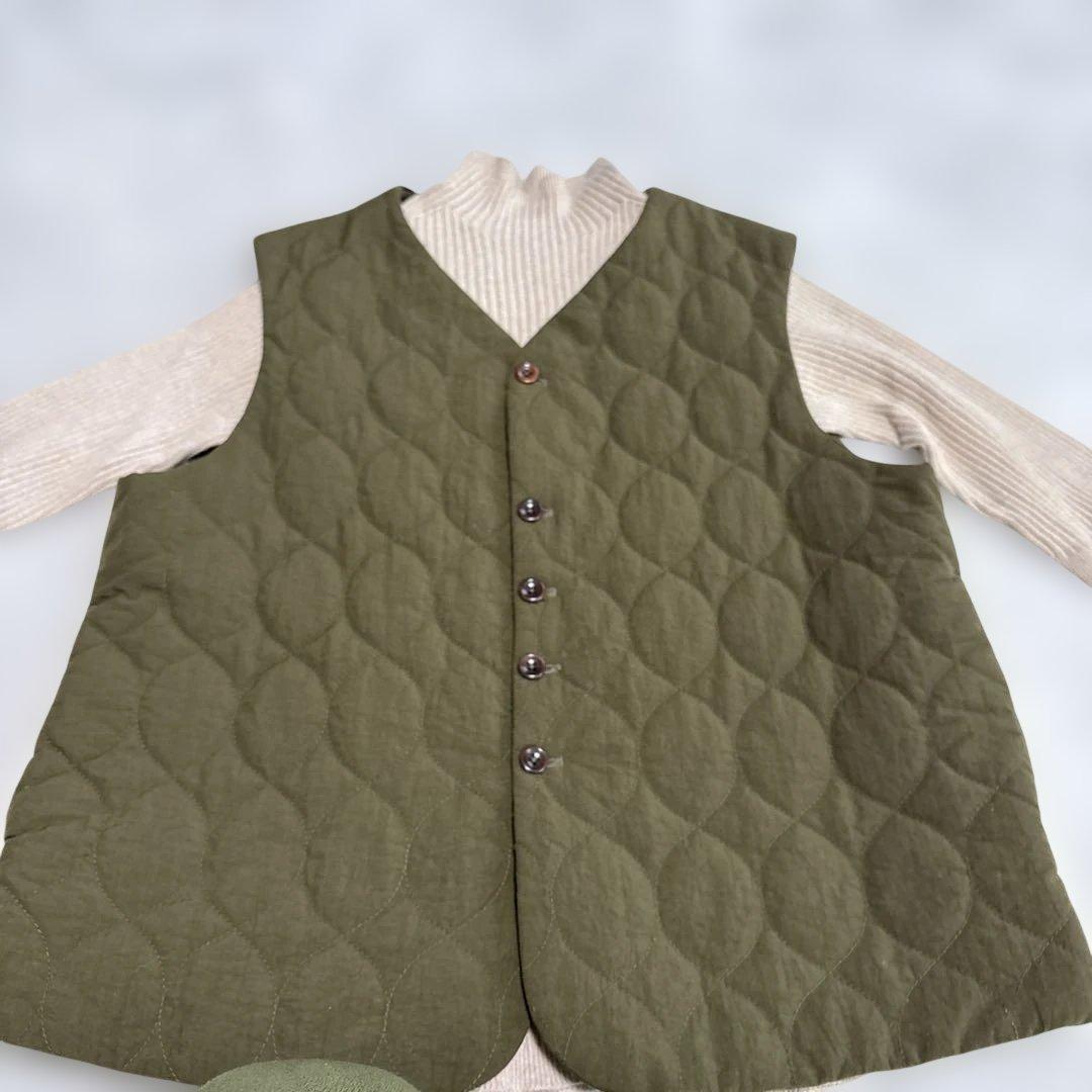 期間限定パラスパレス　スタナータッサーキルティングベスト　カーキ　2023