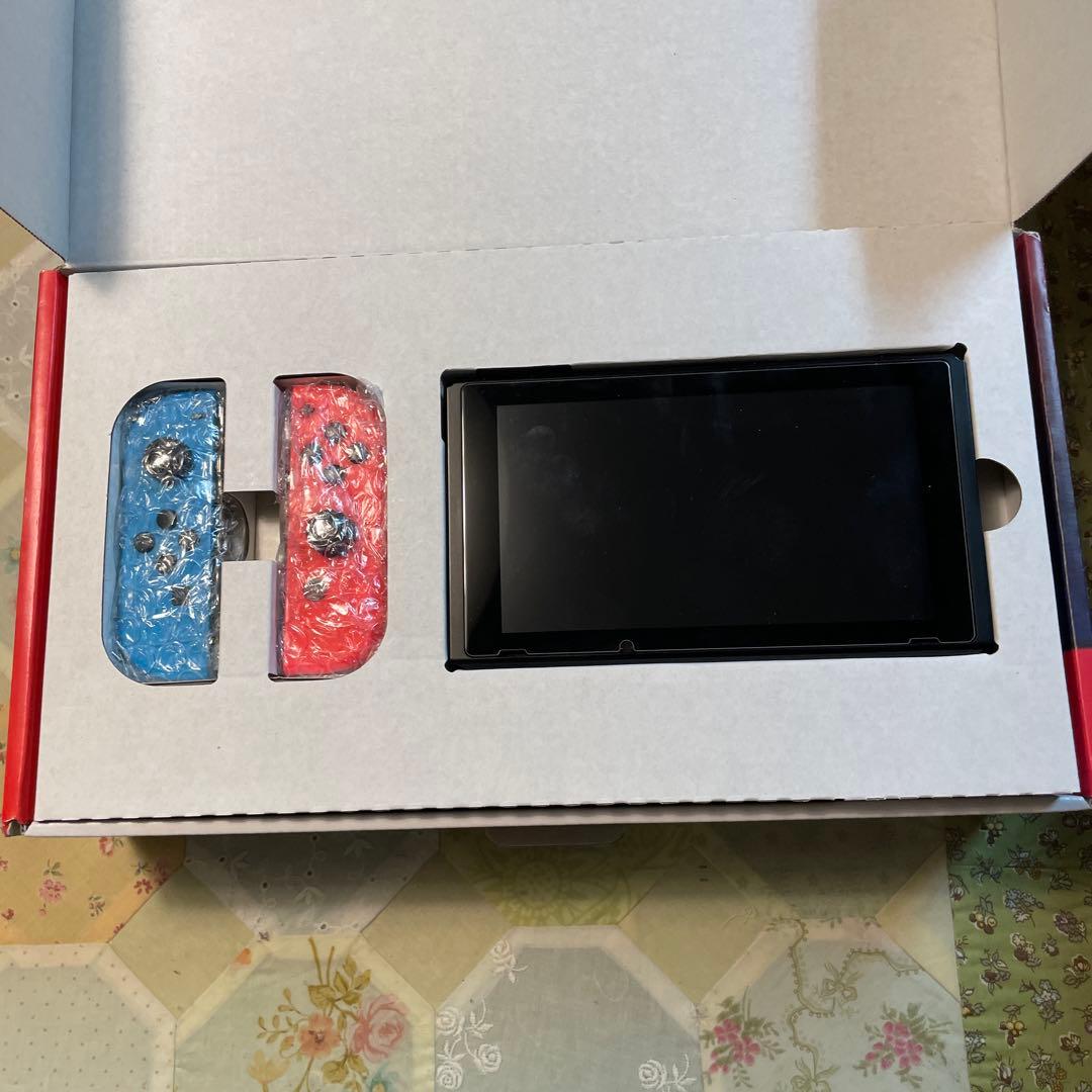 任天堂　Switch 初代