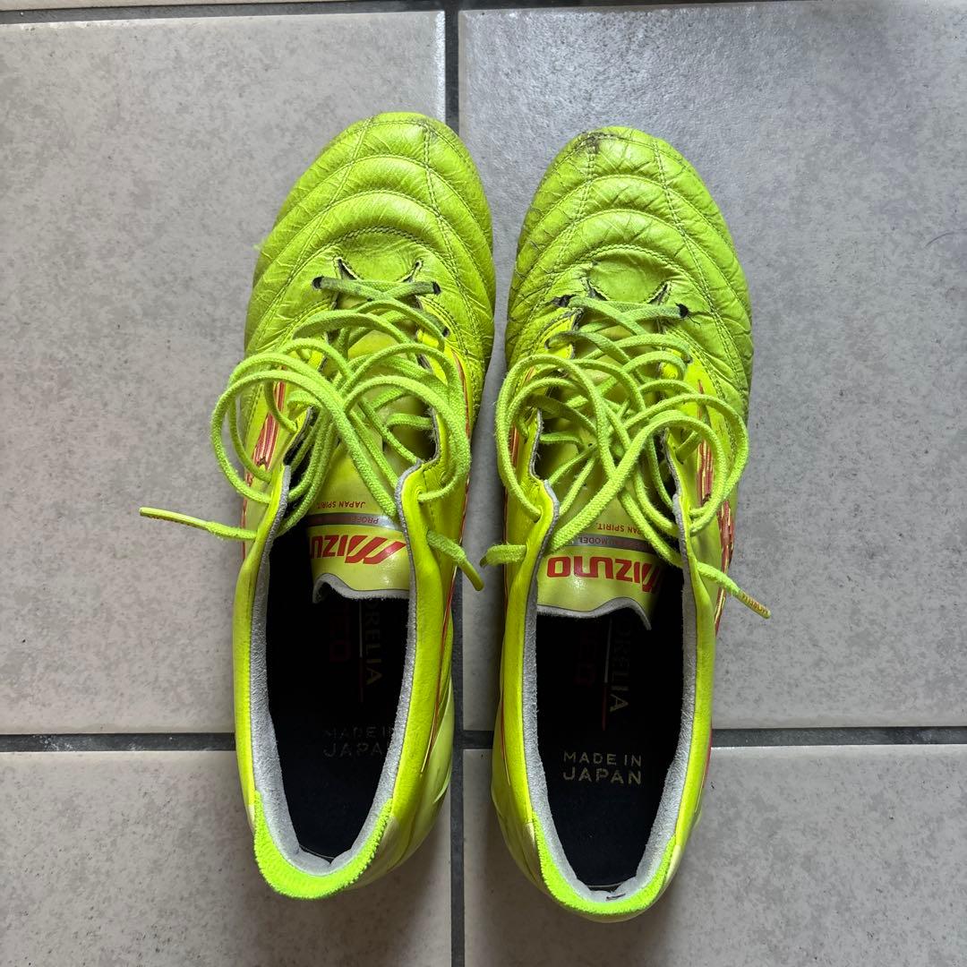 Mizuno 蛍光イエロー スパイクシューズ