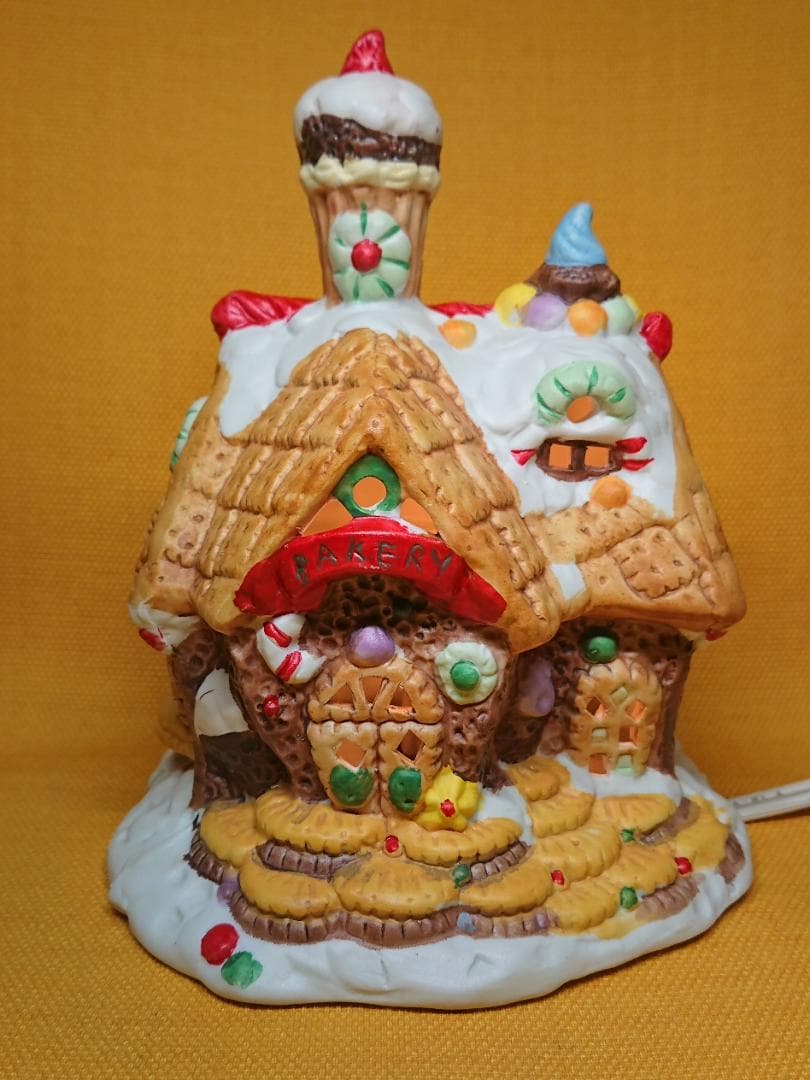 【美品】ハウス　ライト　ベーカリー　陶器　置物　インテリア　工芸品　A3215