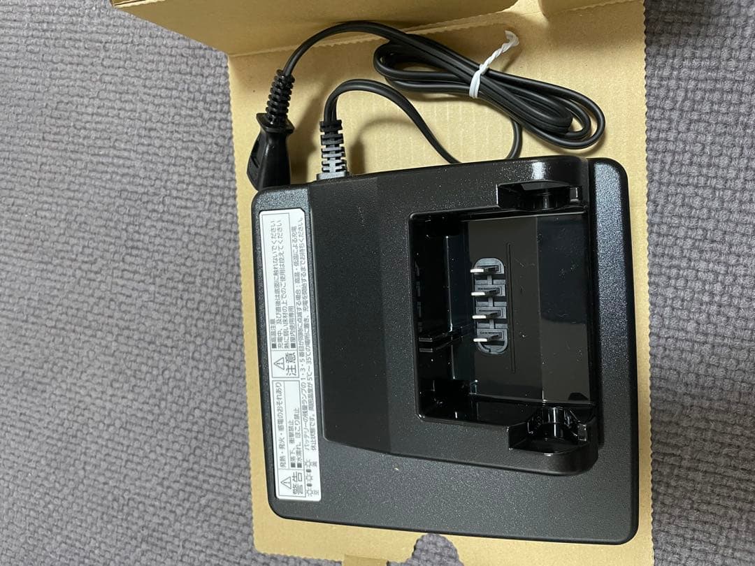 Panasonic NKJ075Z バッテリー充電器