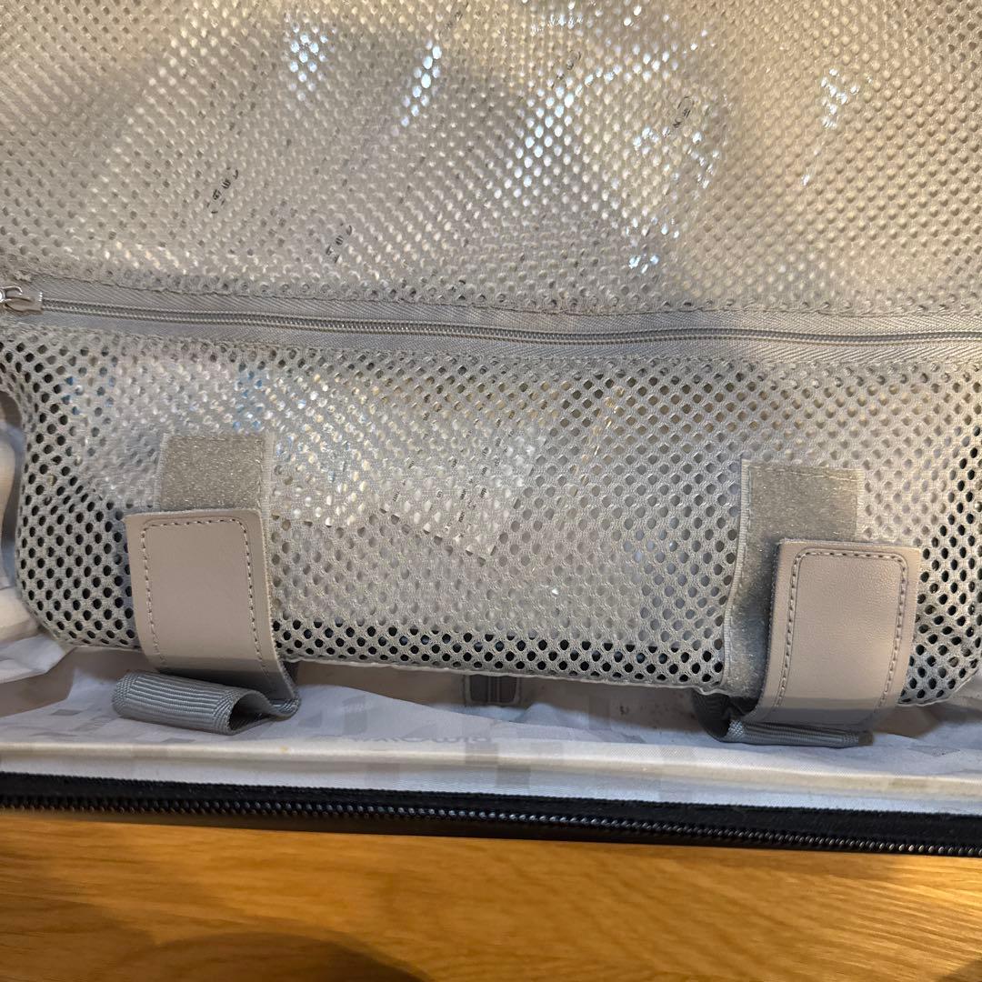 バッグ REMOWA SALSA CABIN TROLLEY IATA 33L