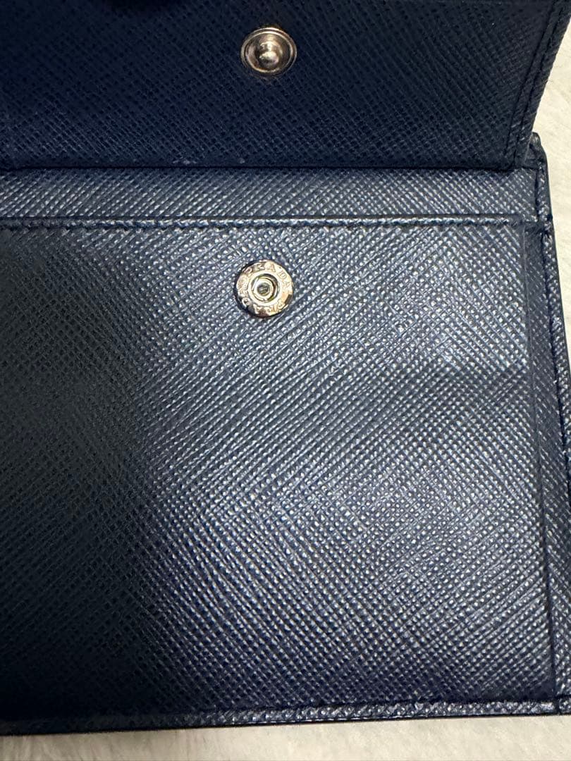 クララ PRADAサフィアーノレザー 二つ折り財布 箱付 証明カード付