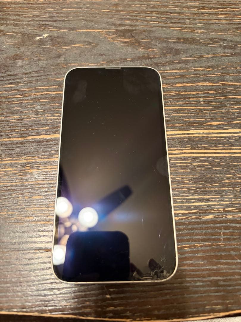 C*c様 Apple iPhone 13 ホワイト 本体