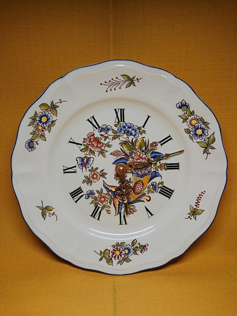 【美品】壁掛時計　陶器　ヨーロッパ　置物　インテリア　工芸品　美術品　A3396