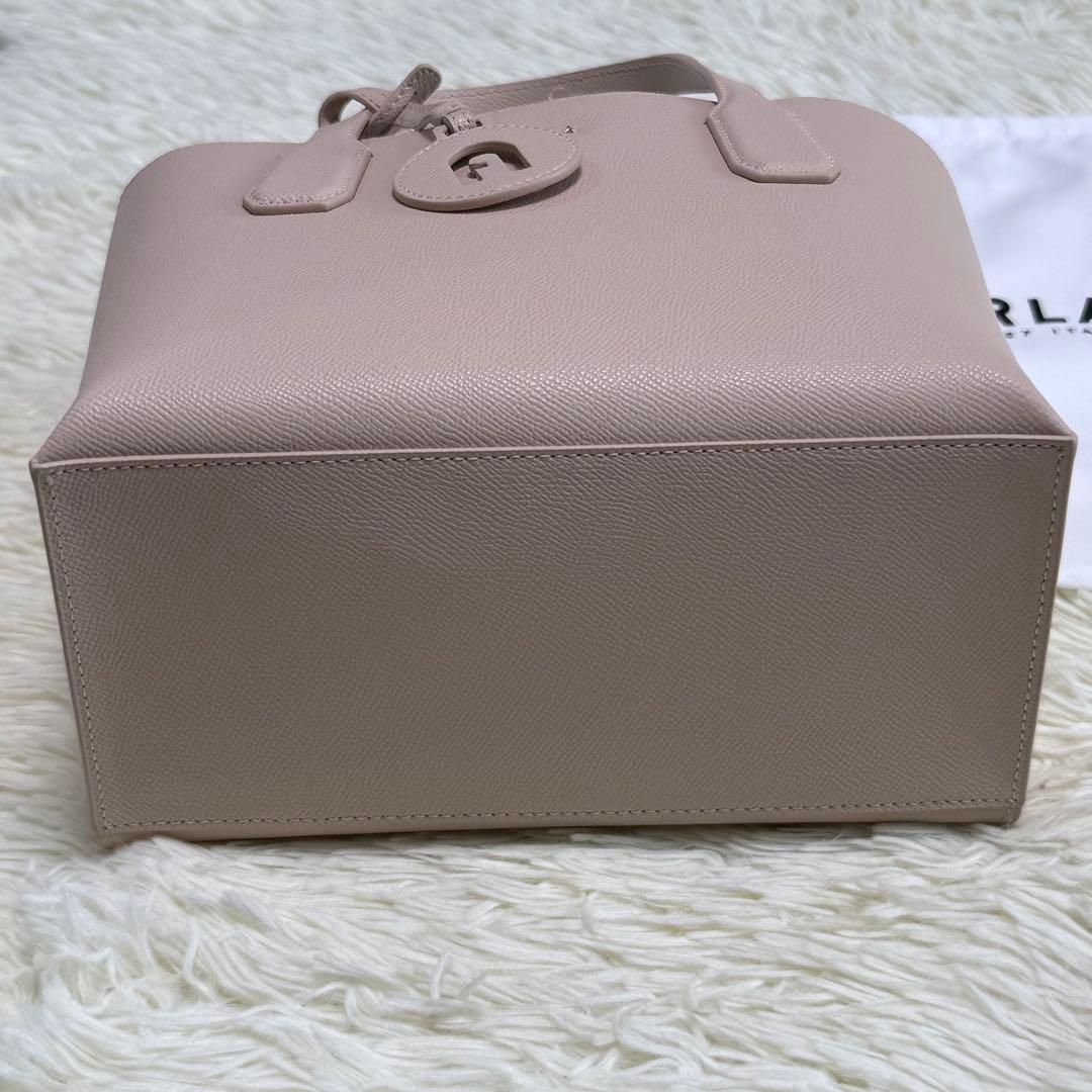 新品未使用 フルラ Furla レザー 本革 クラシック トートバッグ