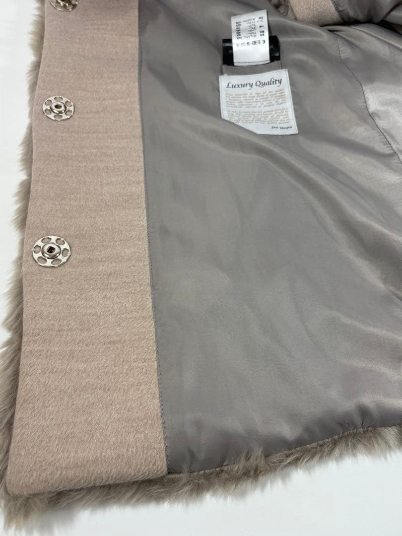 【美品】MOORER社　JAY MAYEN ふわふわエコファー　ダウンベスト