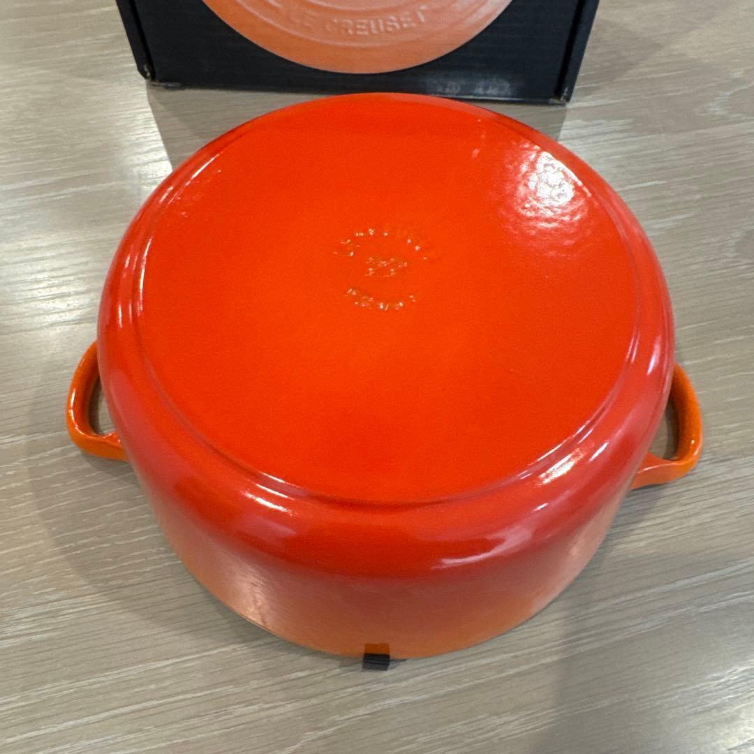 【未使用】ル・クルーゼ　ココットロンド　22cm　両手鍋