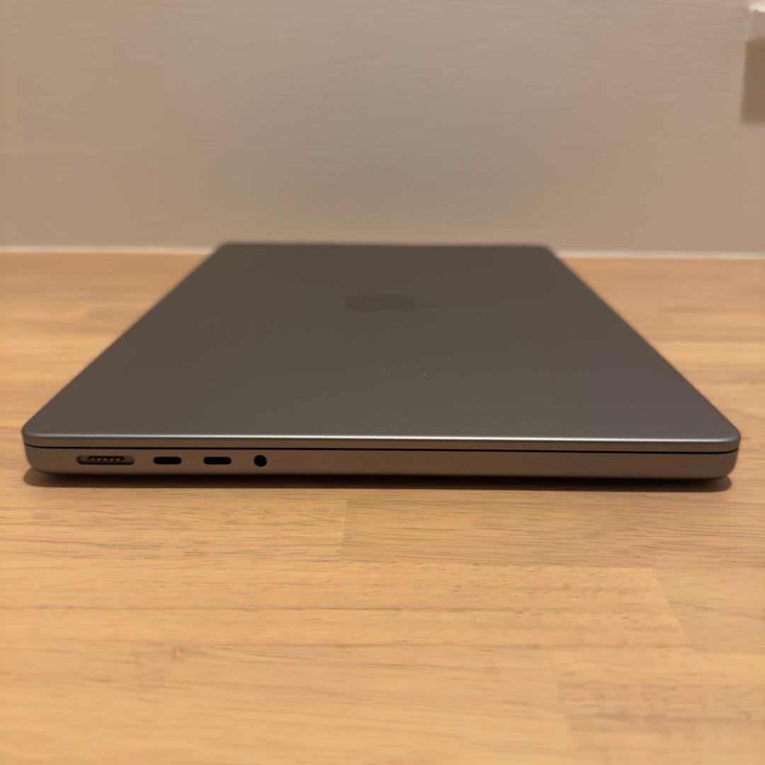 【破格】MacBook Pro M1 Pro 14インチ 2TB SSD