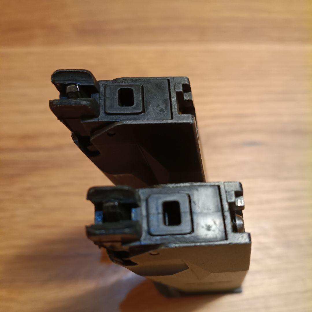 東京マルイ　SIG SAUER P226 RAIL ガスガン　マガジン2本