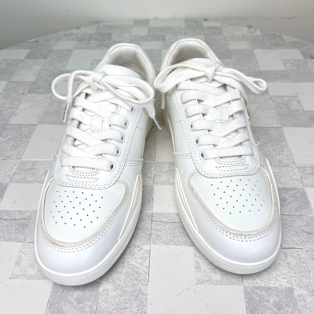 美品 TORY BURCH トリーバーチ レザー ロゴ スニーカー 23.5