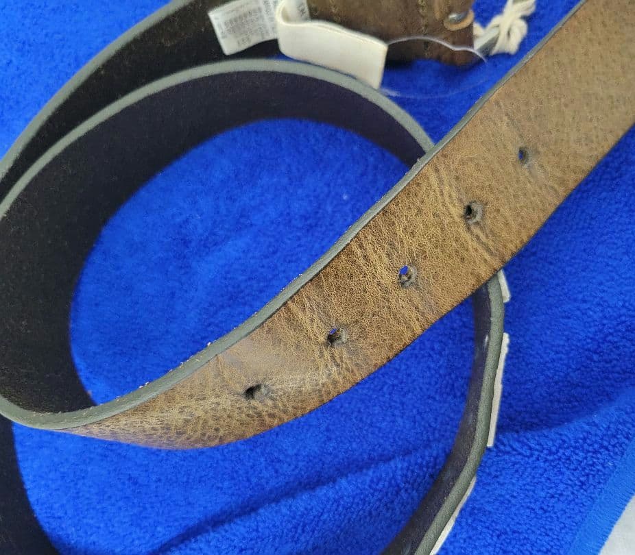 DIESEL レザーベルト　ロゴ付き