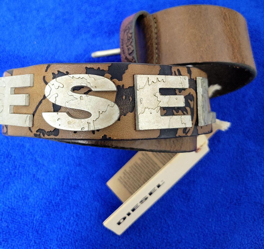 DIESEL レザーベルト　ロゴ付き