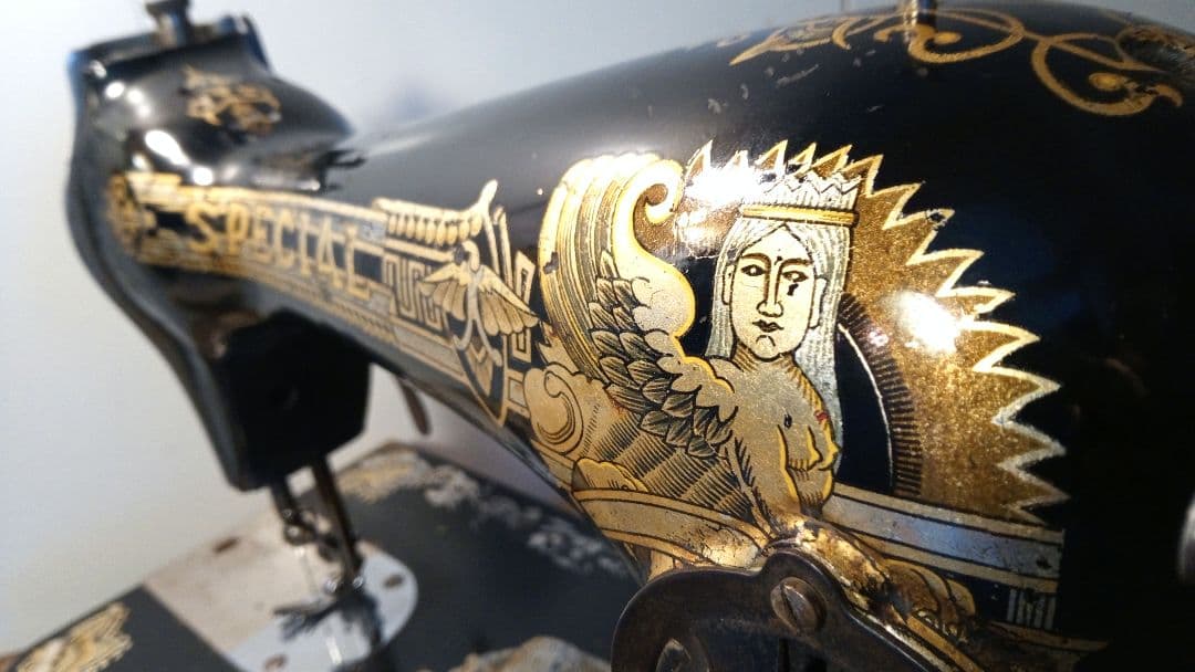 今週末で終了　縫えるビンテージミシン　SPECIAL　純和風女神