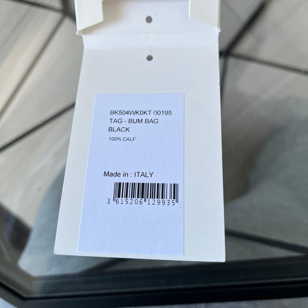 ジバンシィ カーフレザー ボディバッグ【美品】