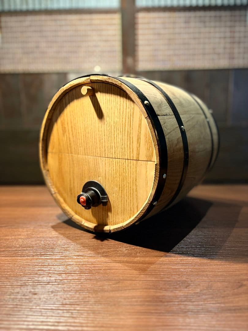 樽型サーバー（ボックスワイン用）ヨコ型穴1