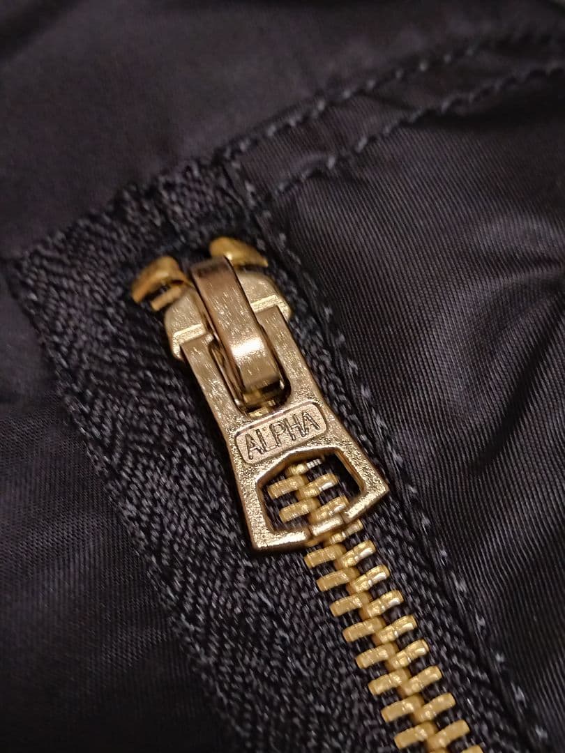 Alpha Industries MA-1フライトジャケットM 黒