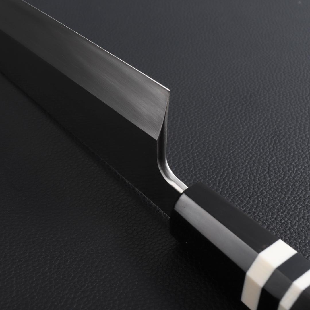 8843 鎌型薄刃 8寸 刺身包丁 刃は究極の切れ味 黒檀黒水牛角白三本巻八角柄