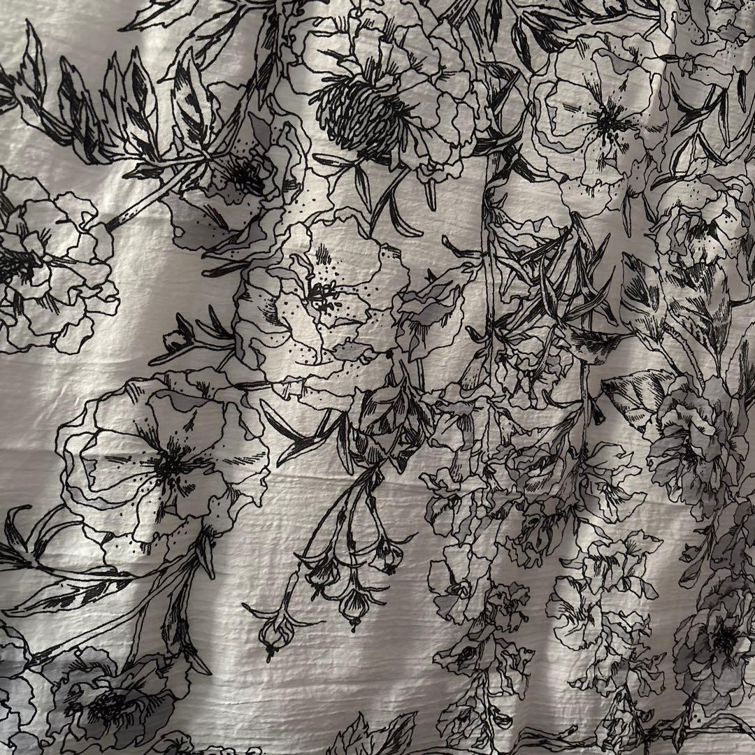 マニプリ　モノトーン　コットンとシルクのスクエアストール　グレー系　120cm角