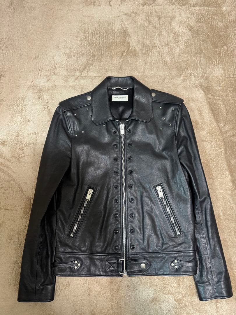 希少 サンローラン パリ スタッズ装飾 レザーライダースジャケット