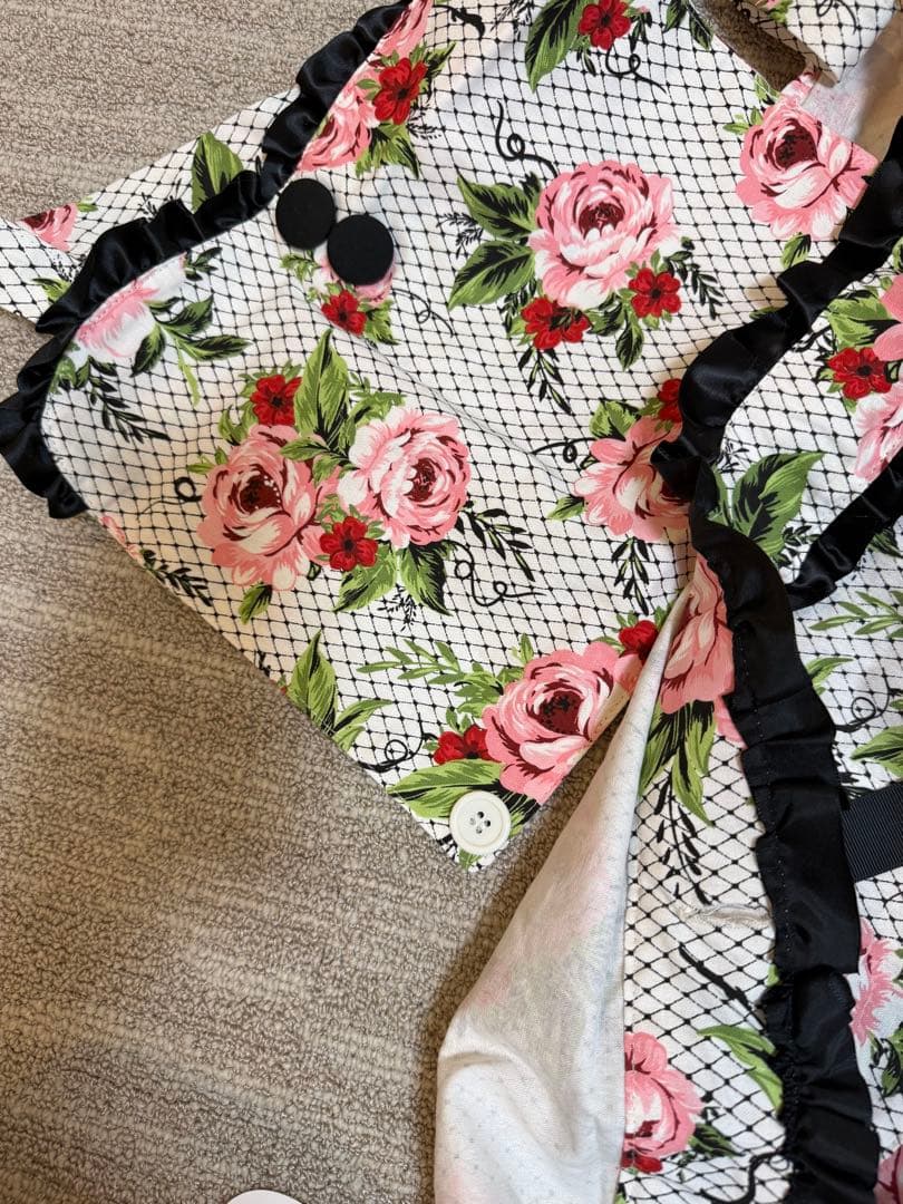 jessie steele 花柄エプロン・ミトン/鍋つかみ3点セット