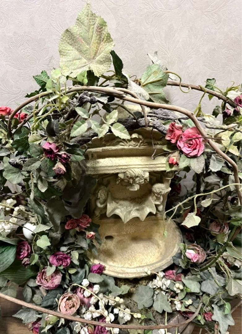 ライオン　天使　水の流れる置物