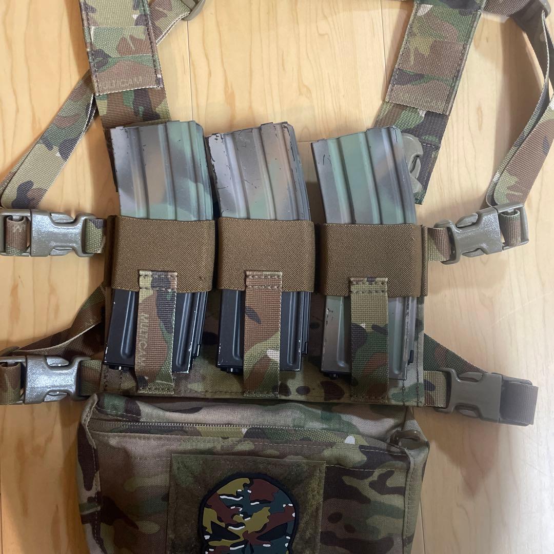 実物FERRO CONCEPTS VOLK チェストリグ　マルチカム