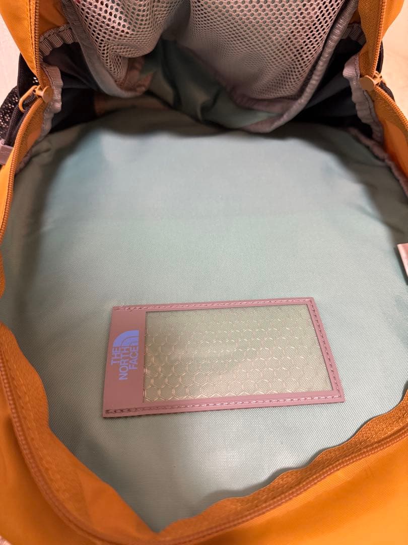 ノースフェイス ラウンディ キッズ リュック　ゴールデンブラウン