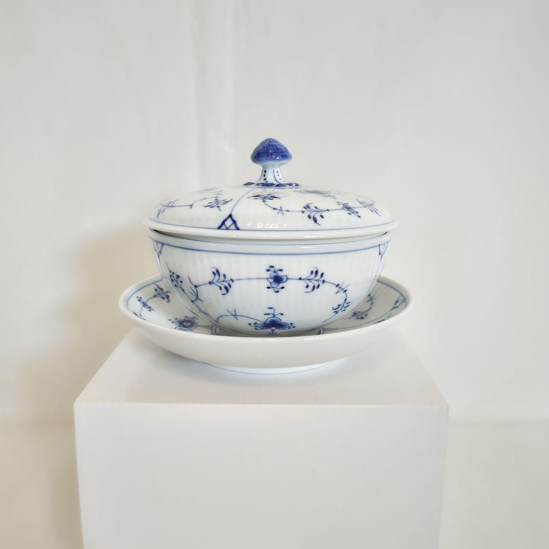 新品未使用 ロイヤルコペンハーゲン プレイン 蓋つきボウル&ソーサー