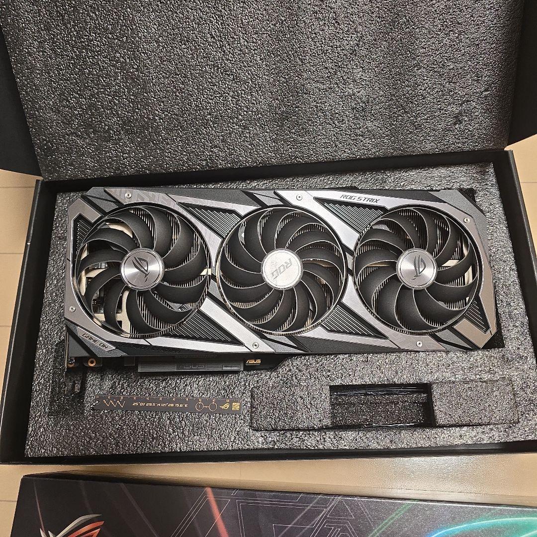 グラフィックボード・グラボ・ビデオカード ASUS ROG STRIX GeForce RTX 3080 Ti