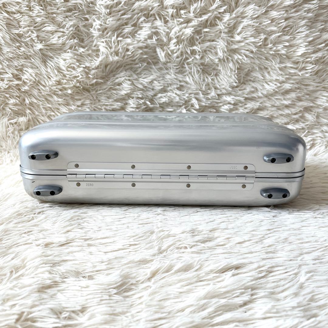 ⭐️未使用級⭐️　ゼロハリバートン　アタッシュケース　アルミケース　シルバー