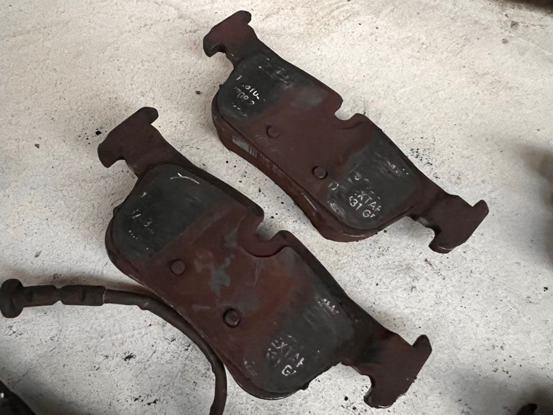 純正 MINI クーパー クラブマン F54 ブレーキパッド 一台分 LV15