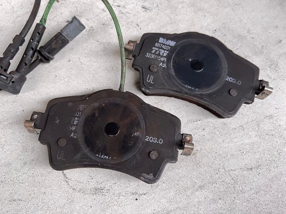 純正 MINI クーパー クラブマン F54 ブレーキパッド 一台分 LV15