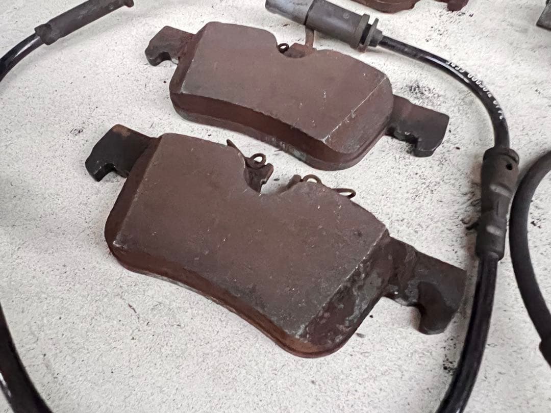 純正 MINI クーパー クラブマン F54 ブレーキパッド 一台分 LV15